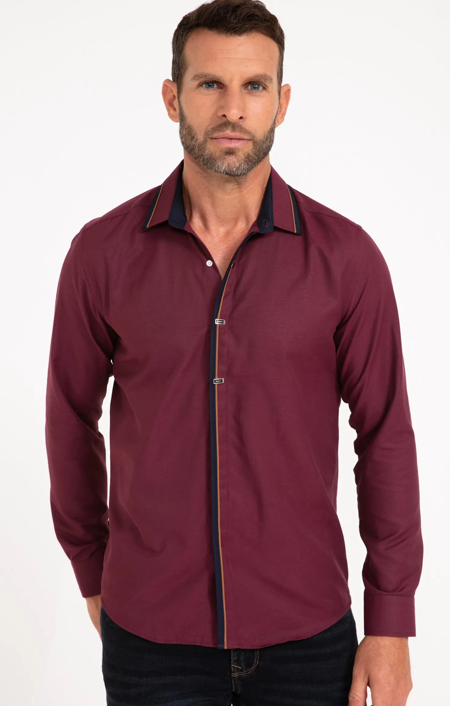 Chemise manches longues en satin grenat -