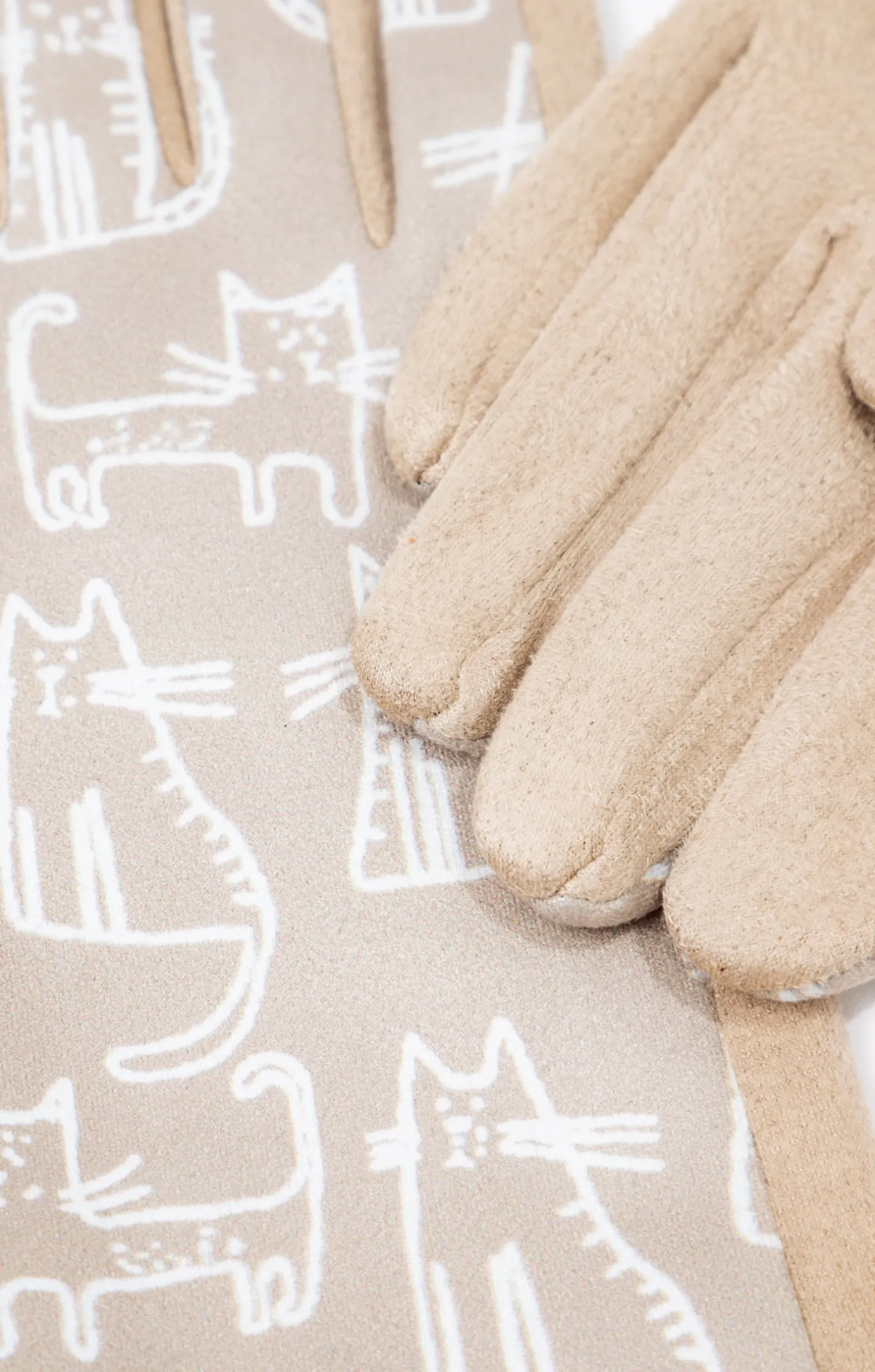 Gants fantaisie en suédine imprimé chat -