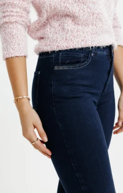 Jean droit détail strass poche -