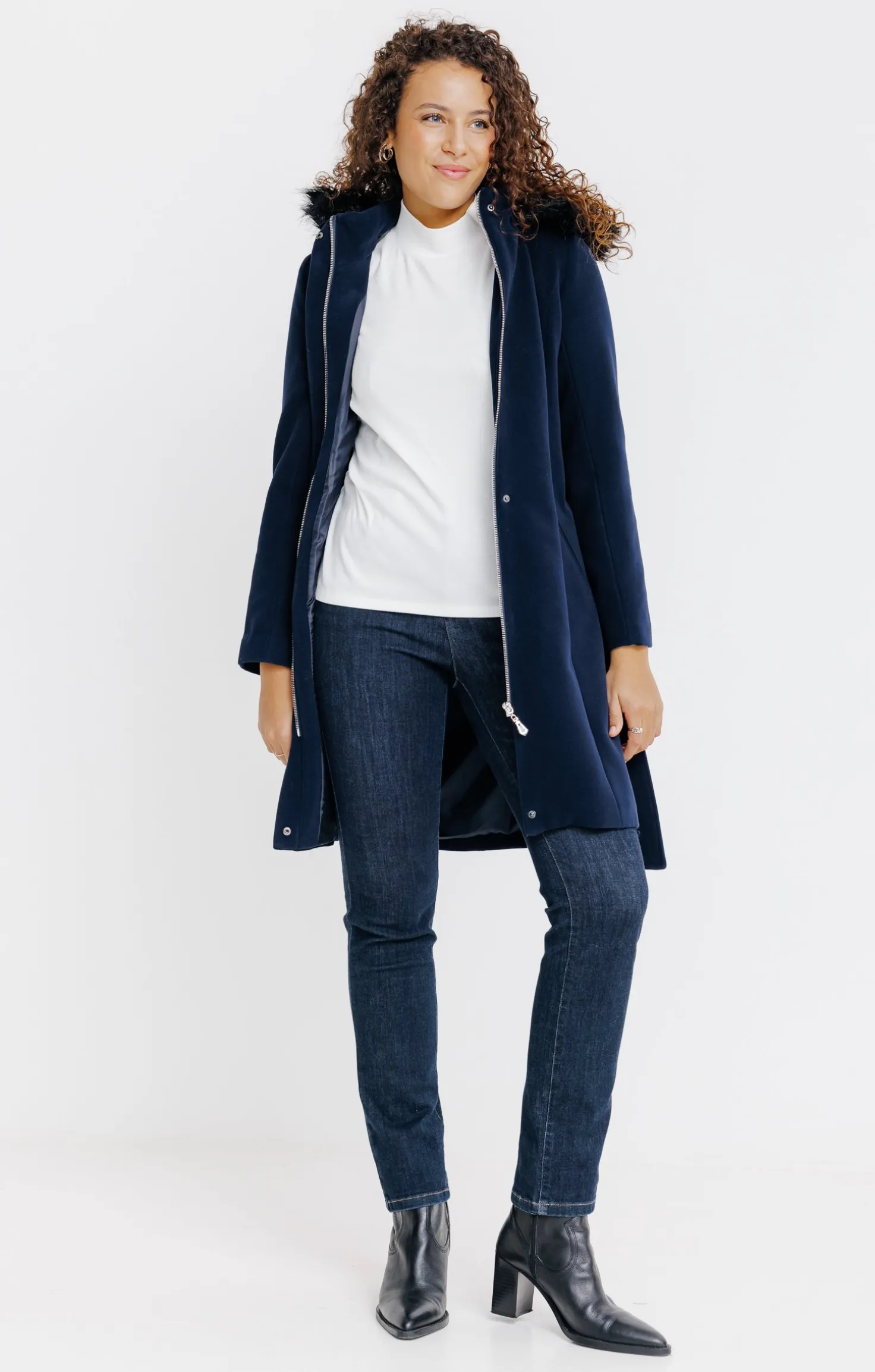 LONG MANTEAU CEINTURE CAPUCHE FOURRURE -