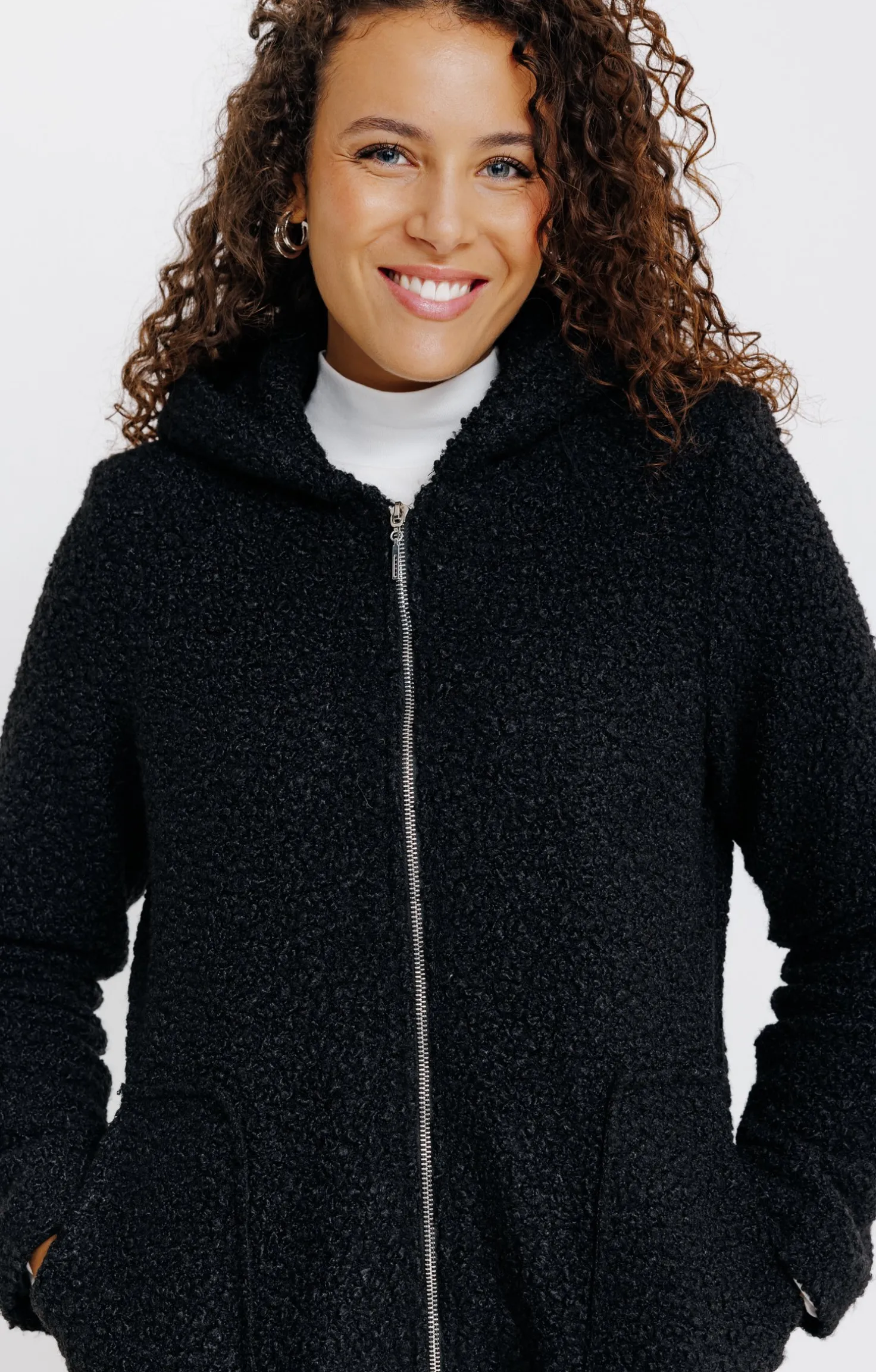 Manteau avec capuche -