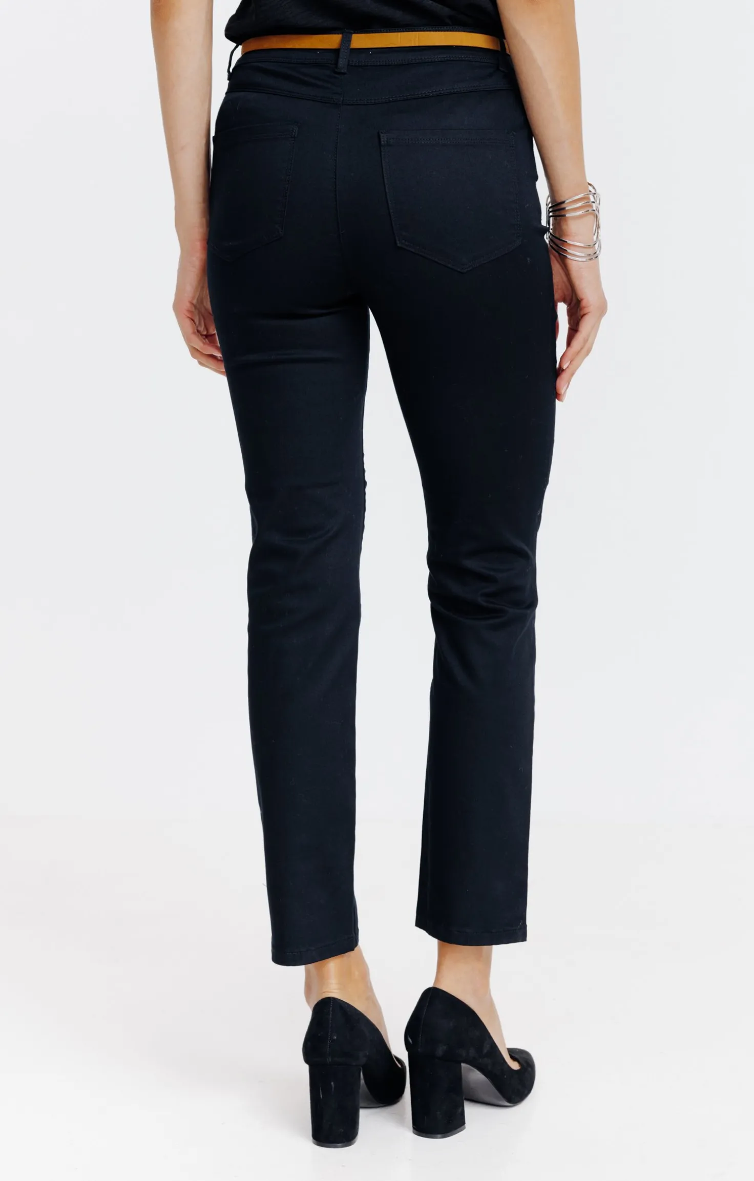 Pantalon 7/8 avec ceinture similicuir -
