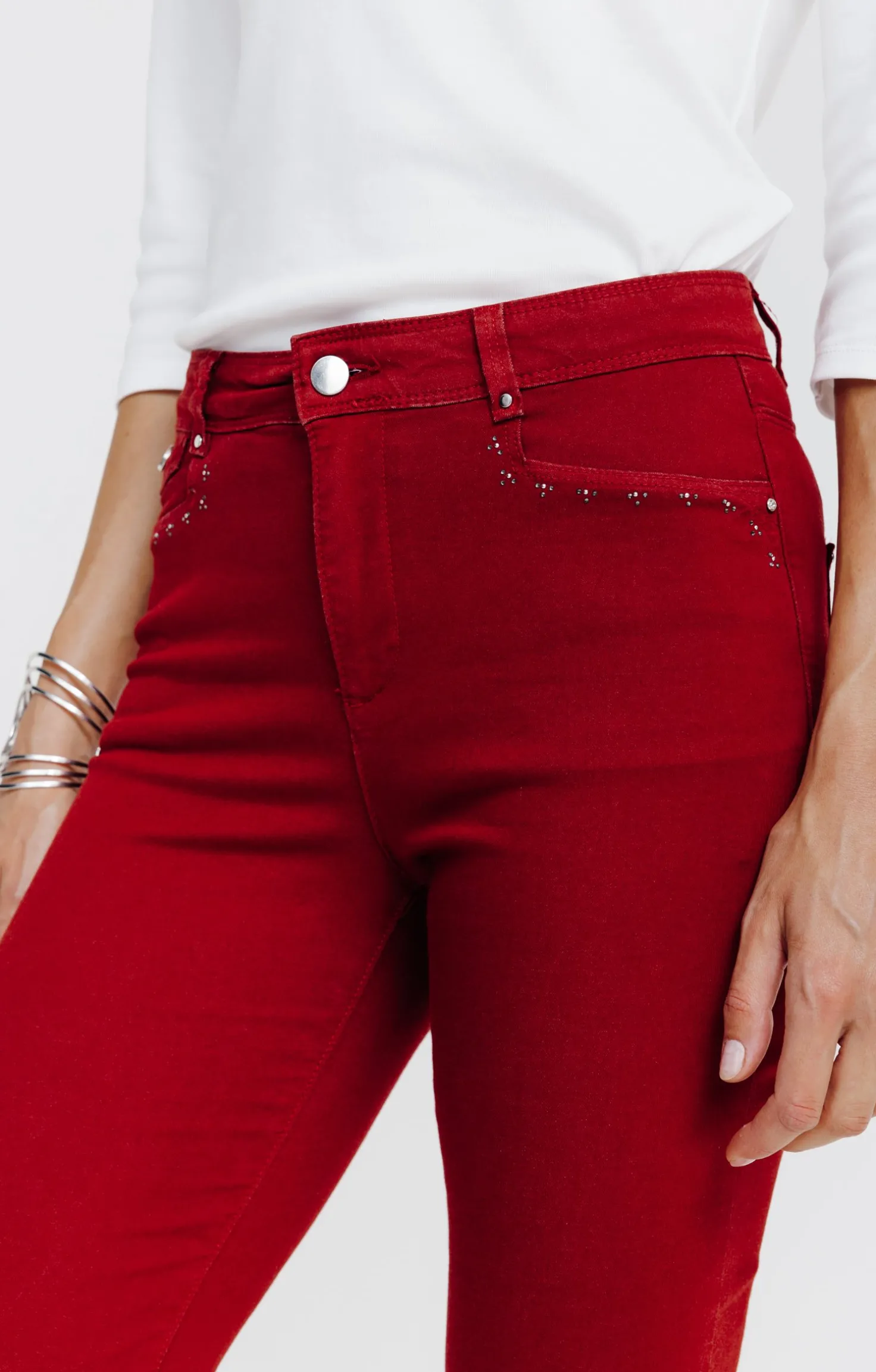 Pantalon 7/8 brodé en coton viscose -