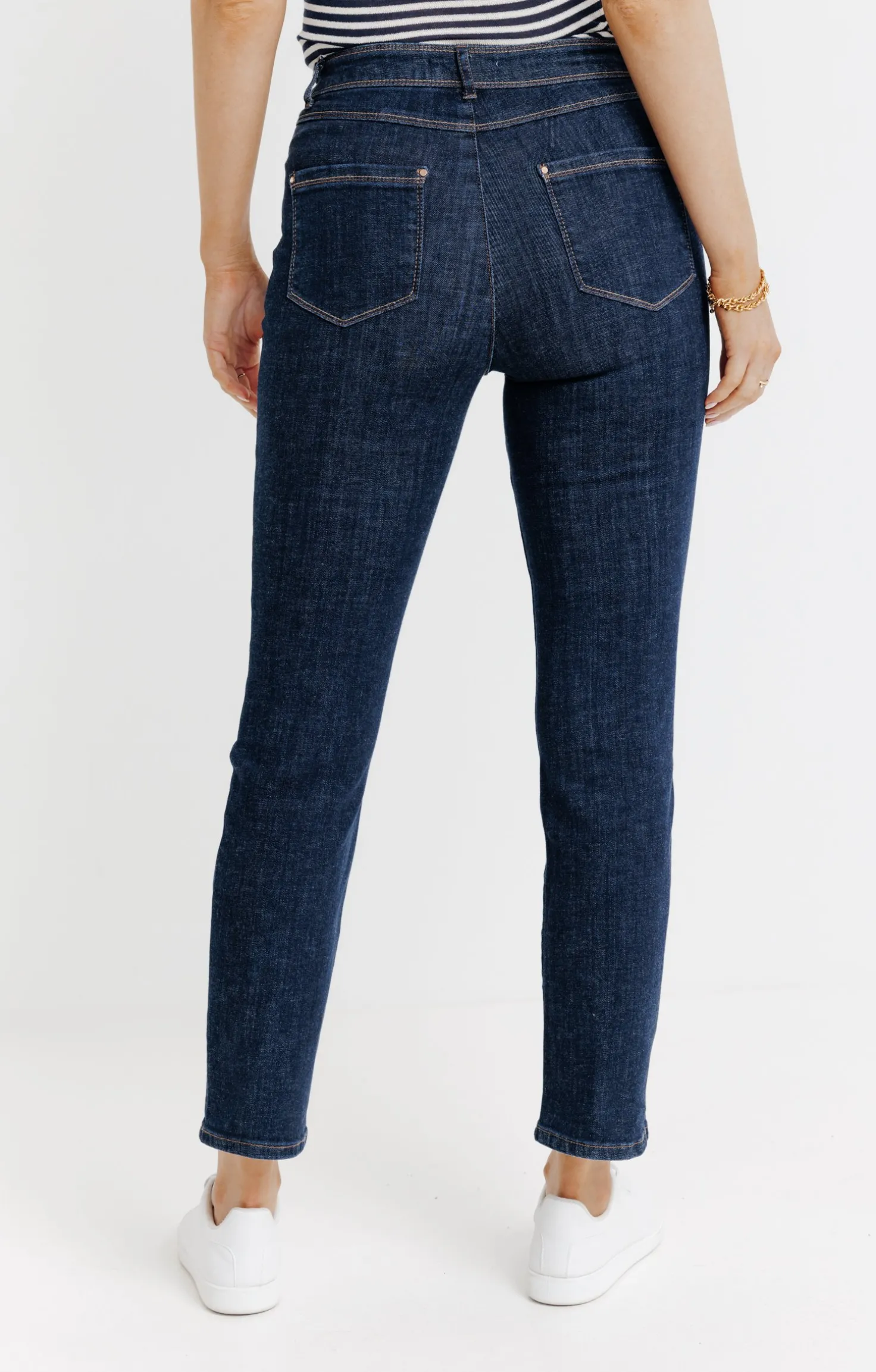 Pantalon 7/8 en denim brut -
