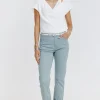 Pantalon 7/8 forme chino avec ceinture -