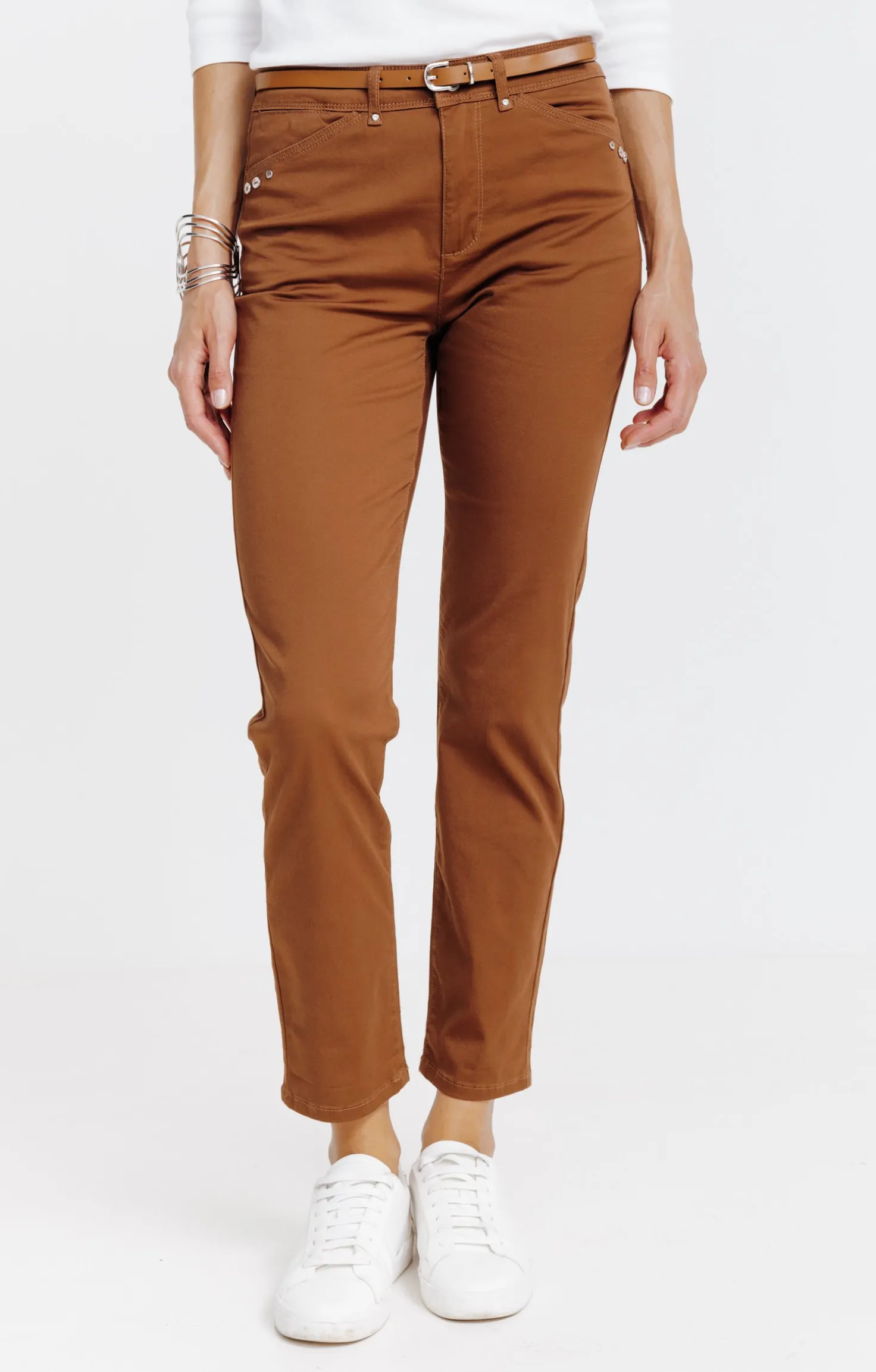 Pantalon 7/8 forme chino avec ceinture -