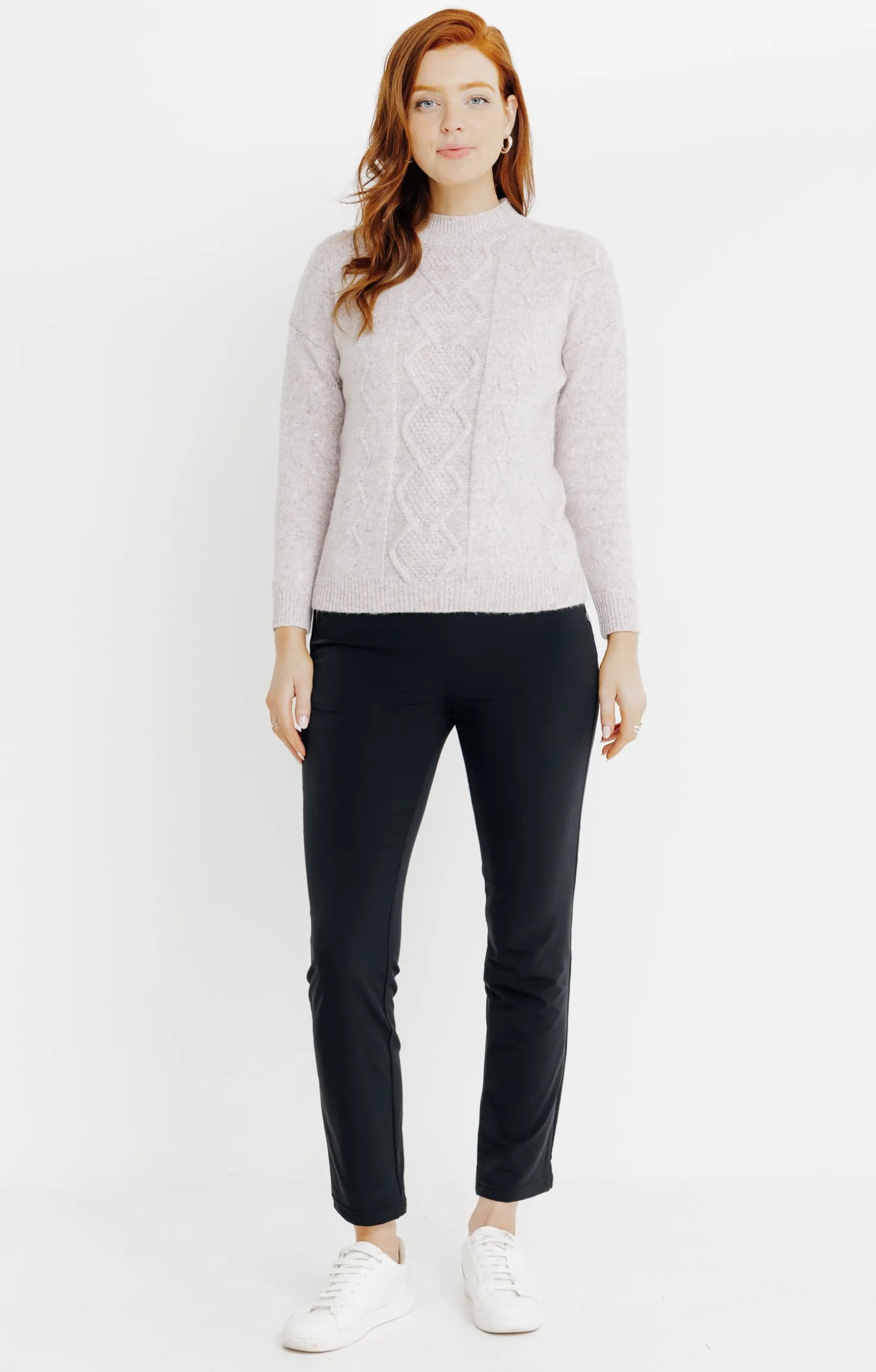 PULL AVEC TORSADES -