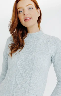 PULL AVEC TORSADES -