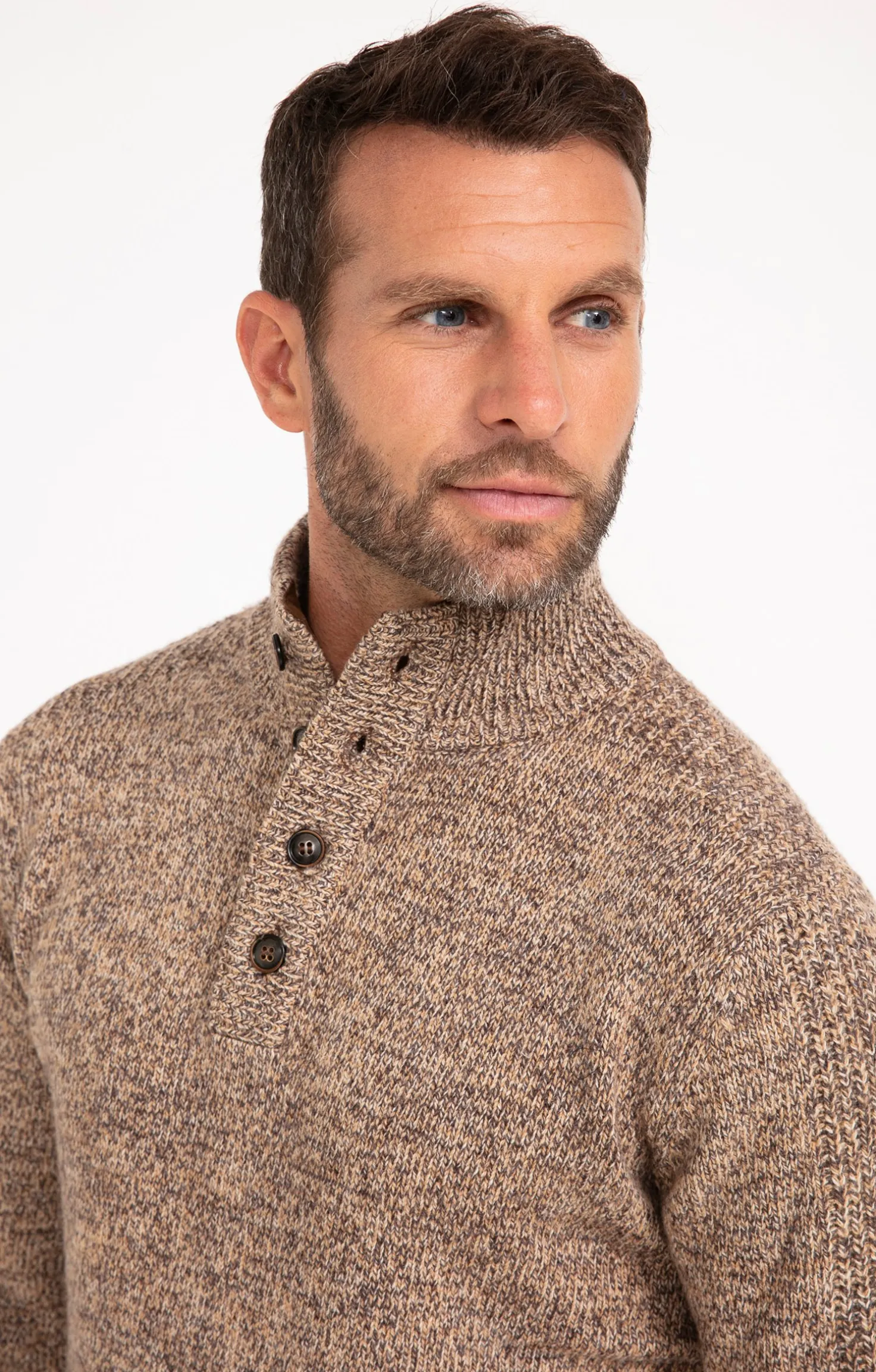 Pull col montant boutonné -