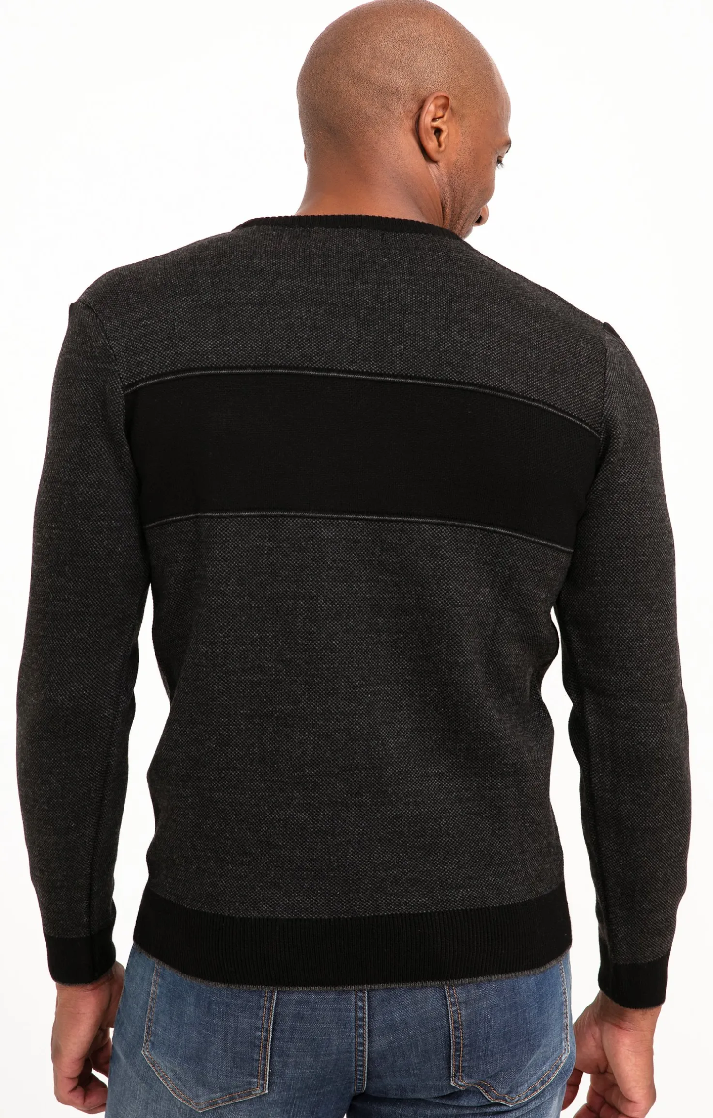 Pull col rond noir -