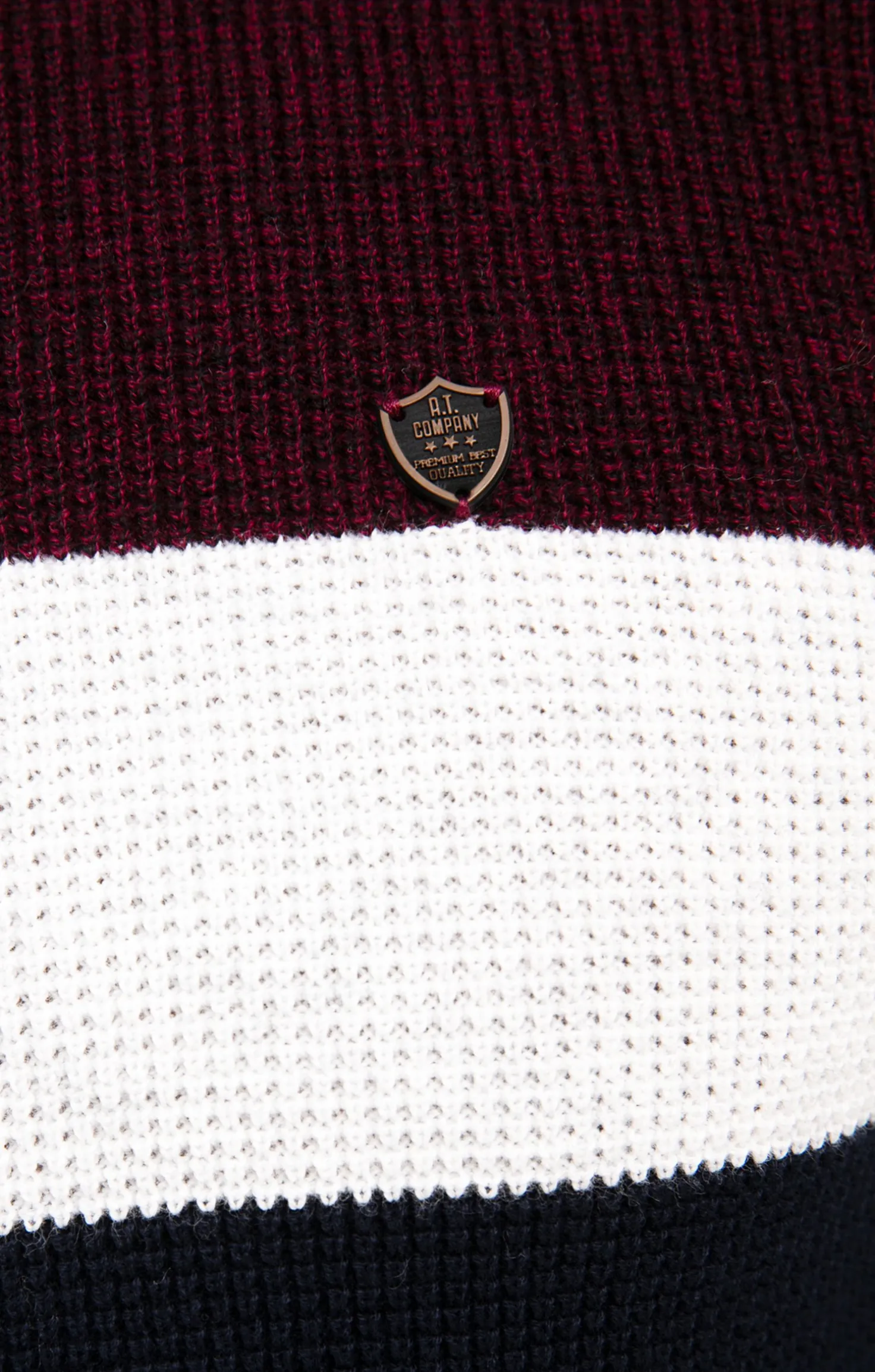 Pull col rond rayé -