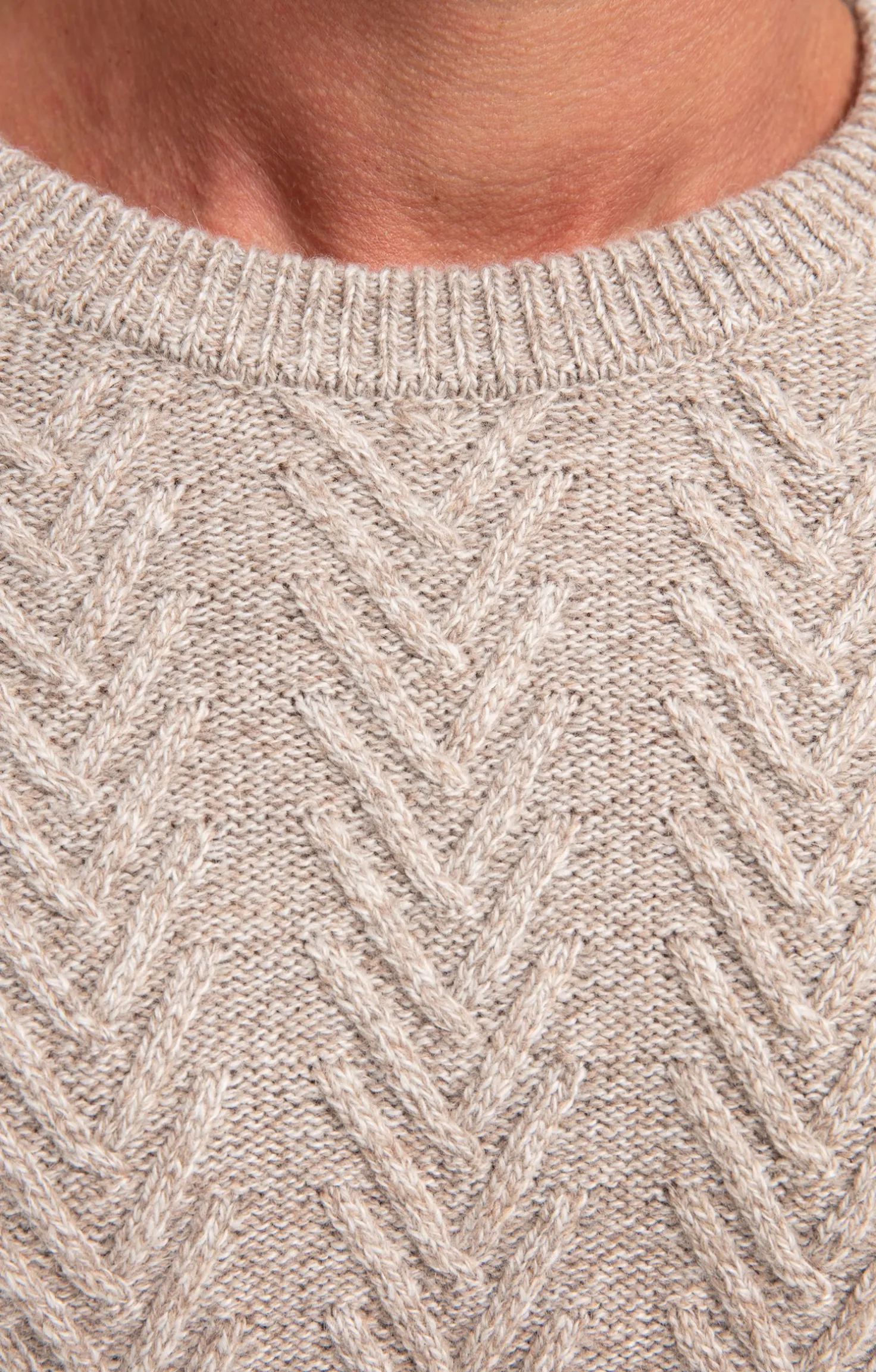 Pull col rond torsadé -