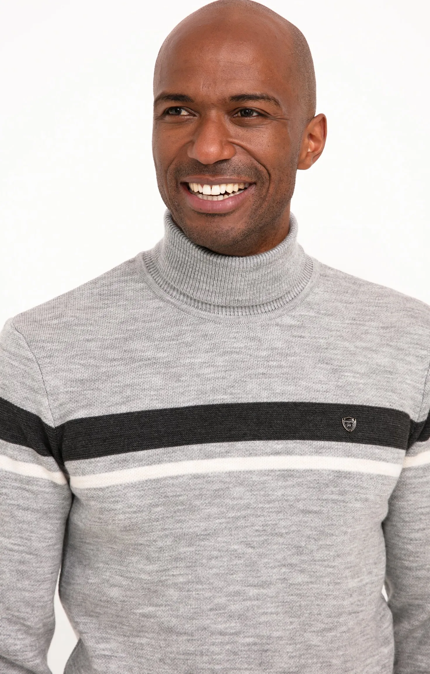 Pull col roulé rayé -