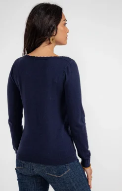 Pull détails festons -