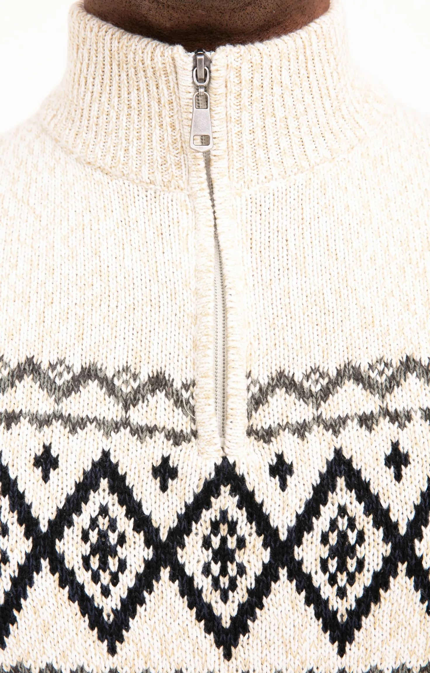 Pull jacquard col montant -