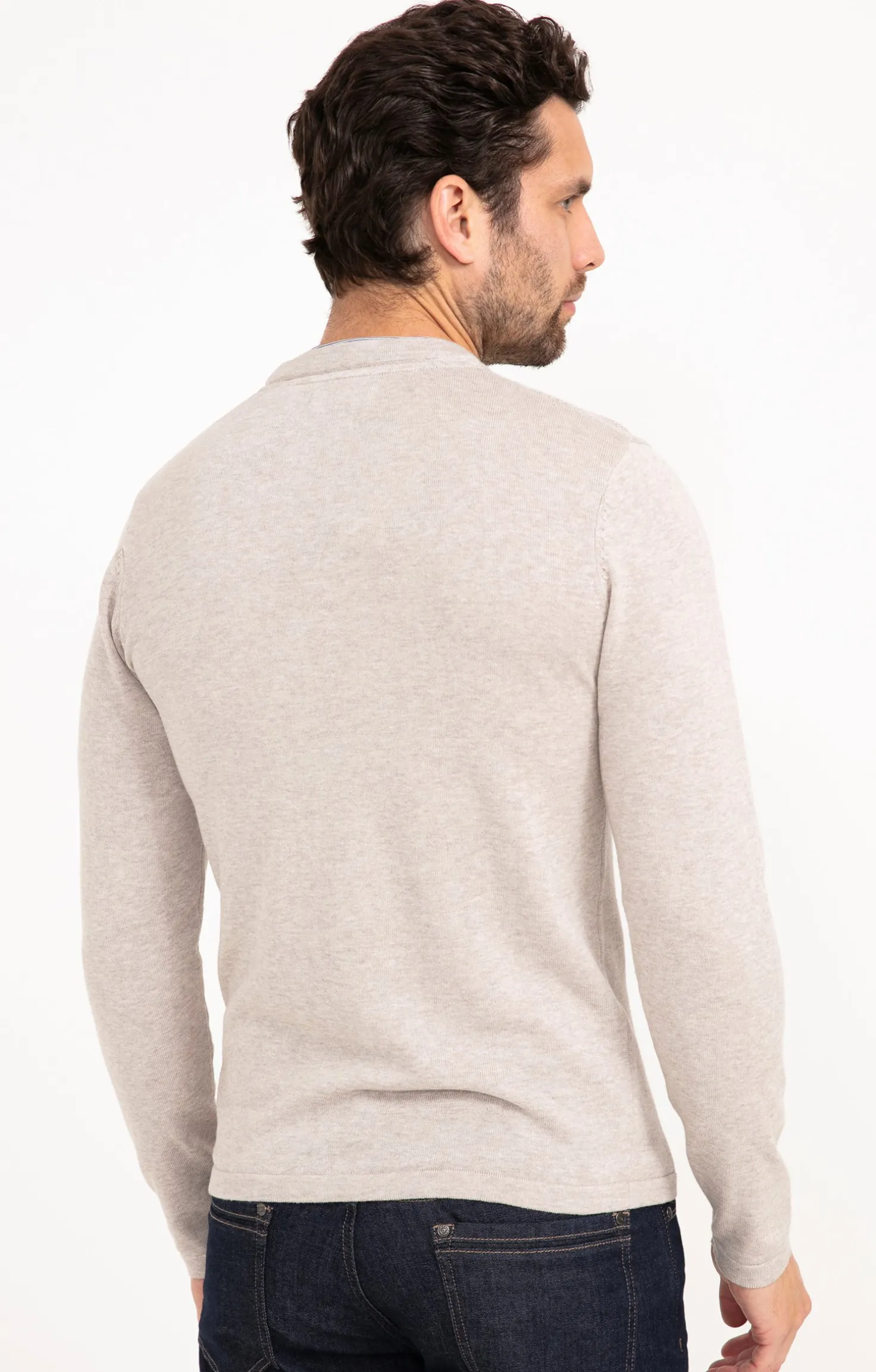 Pull uni col tunisien -