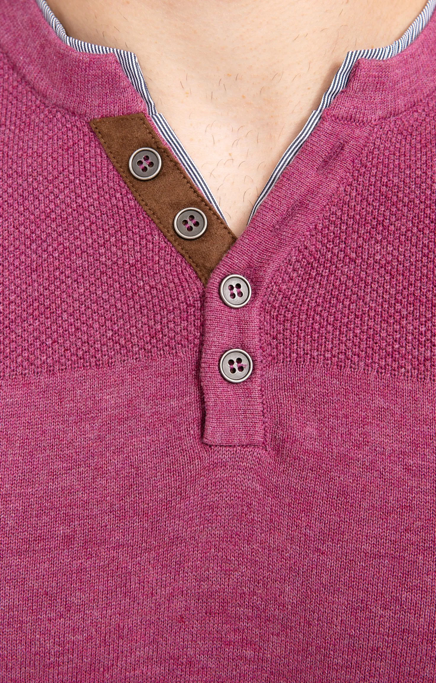 Pull uni col tunisien -