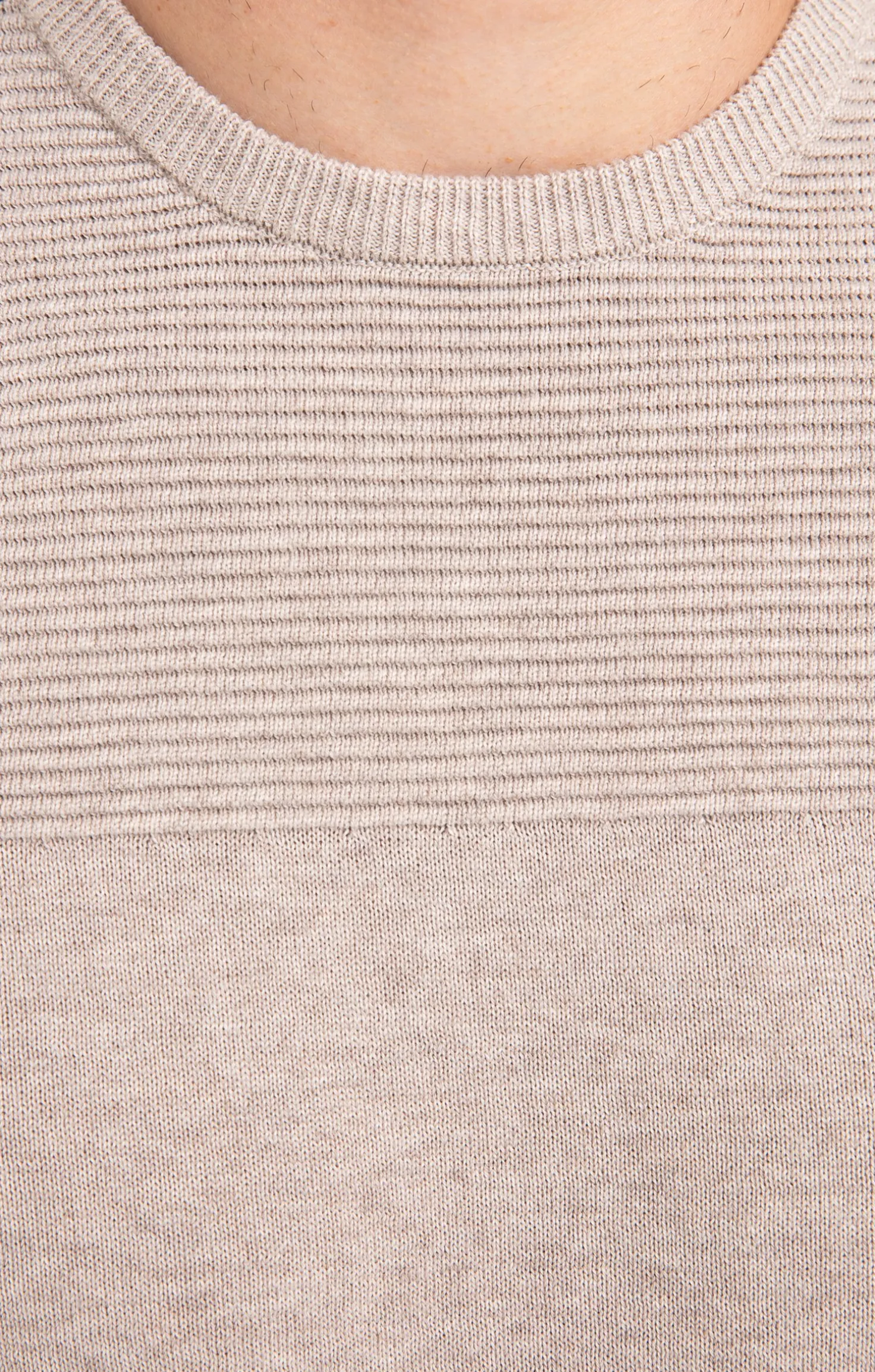 Pull uni empiècement suèdine -