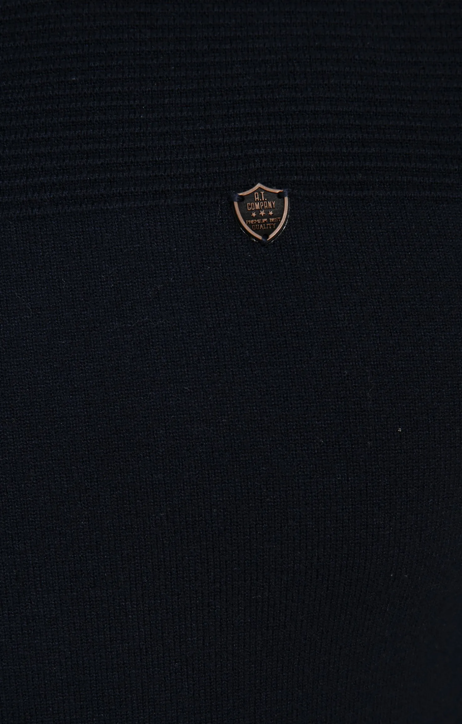 Pull uni empiècement suèdine -