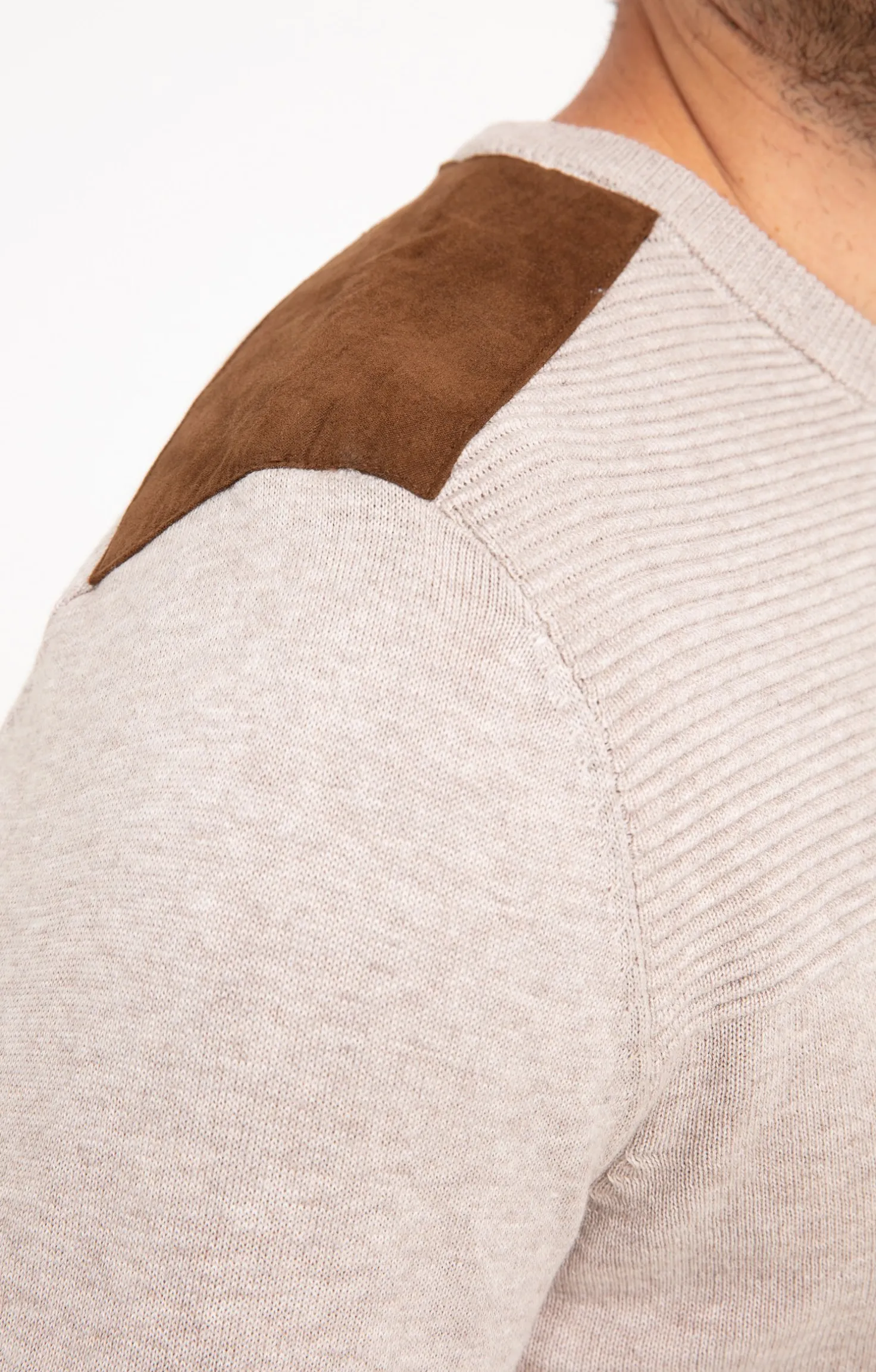 Pull uni empiècement suèdine -