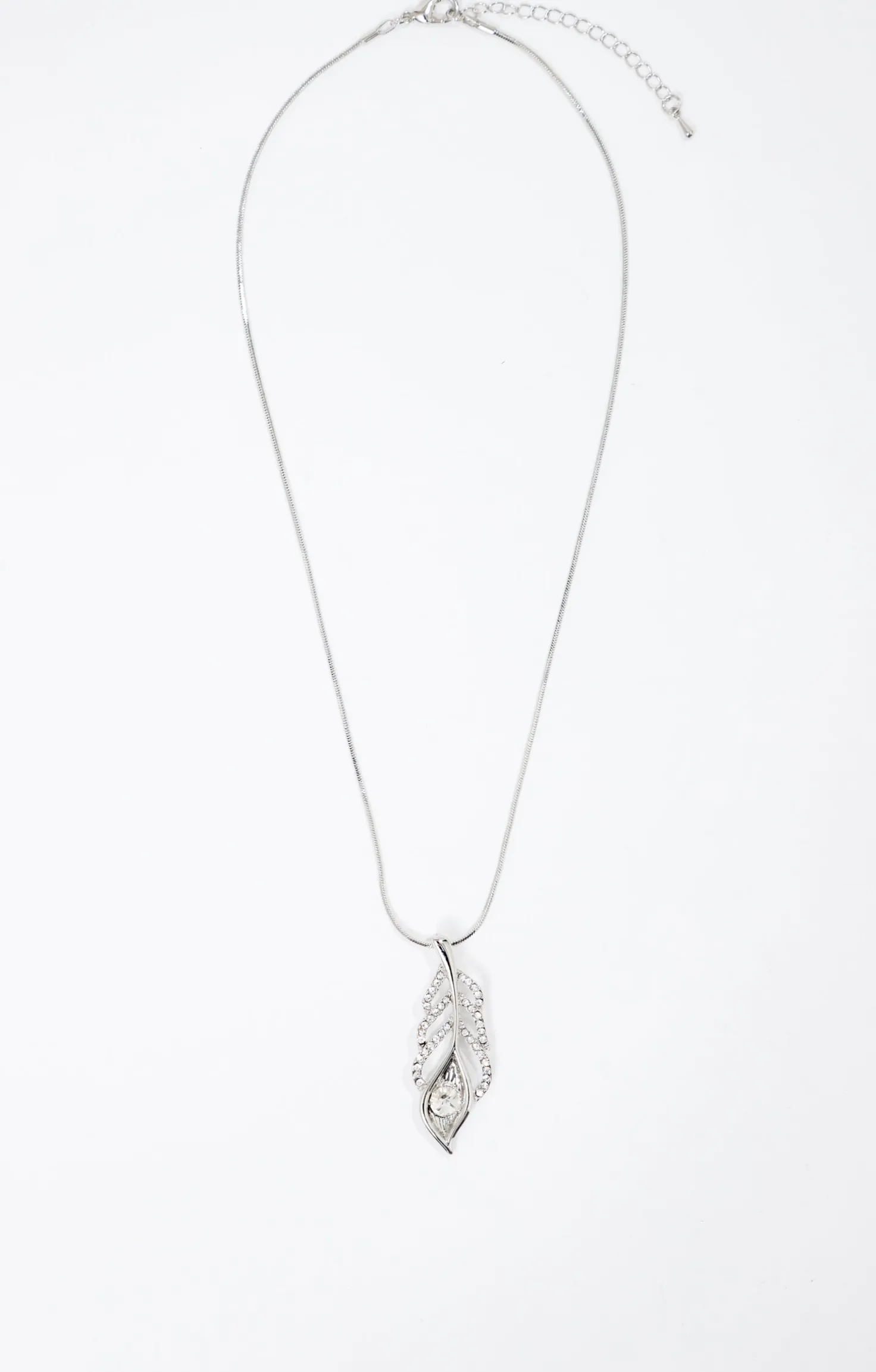 RAS DE COU PENDENTIF -