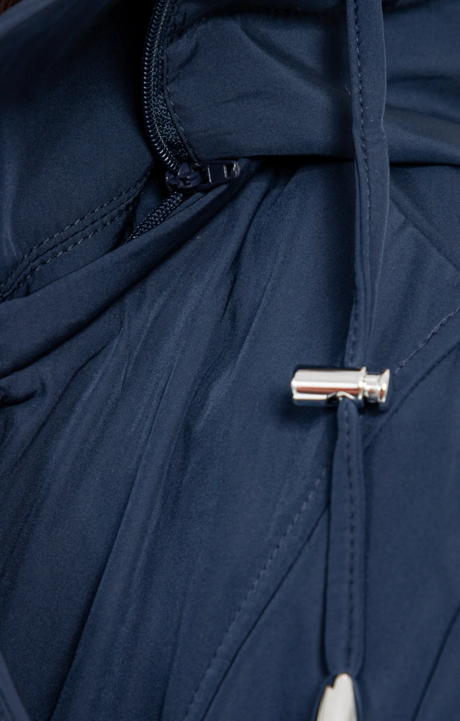 Trench avec double patte de boutonnage -